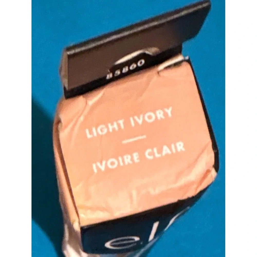 NEW e.l.f.‎ Cosmetics 16hr Camo Concealer, Light Ivory